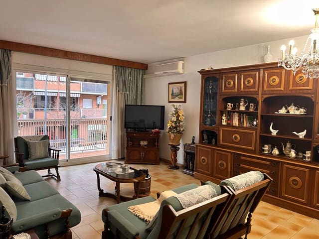 3 quarto Apartamento para venda em Mataró - 359 000 € (Ref: 9956054)