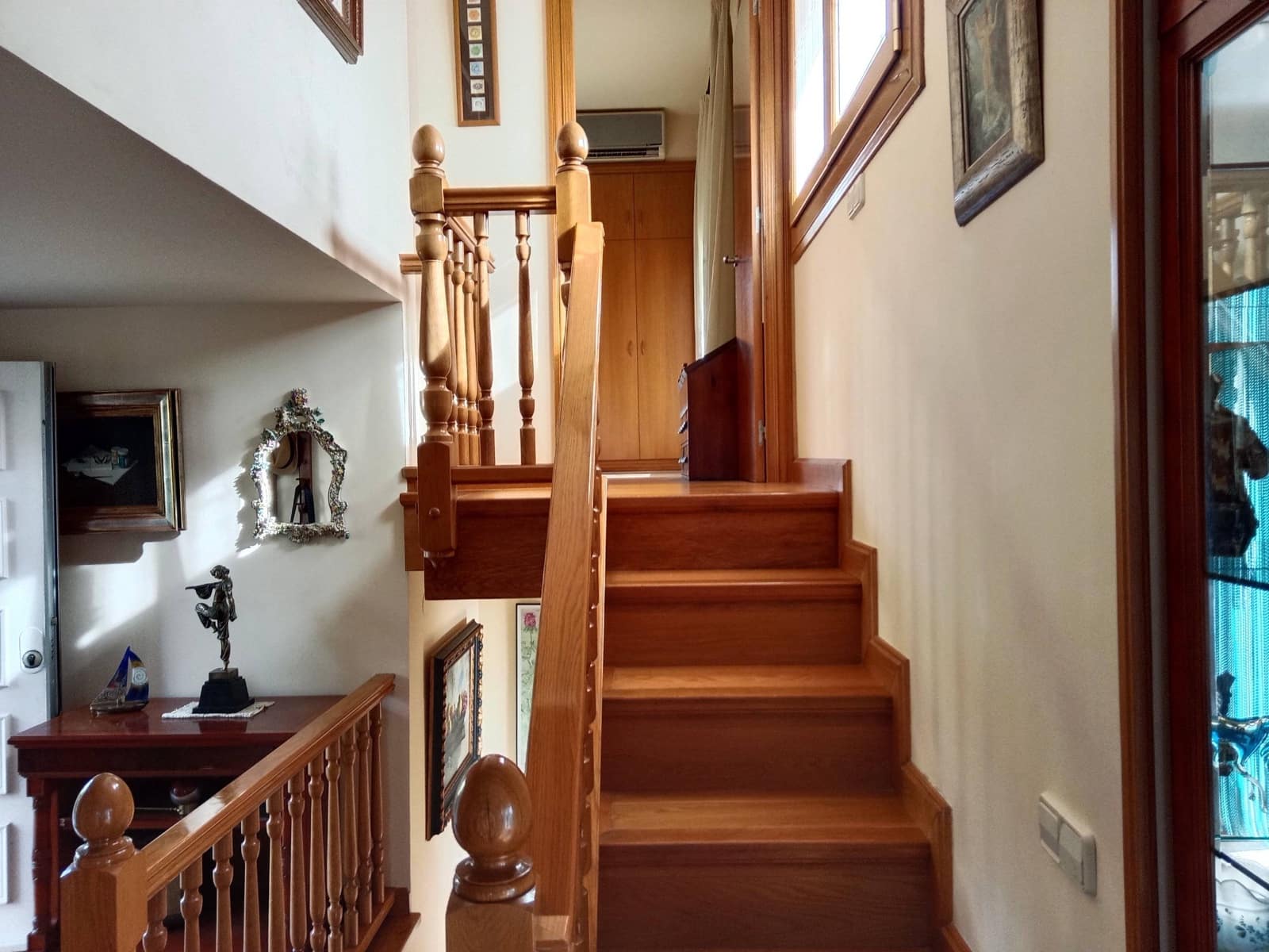 4 chambre Villa/Maison à vendre à Santa Susanna avec piscine garage - 580 000 € (Ref: 9956057)
