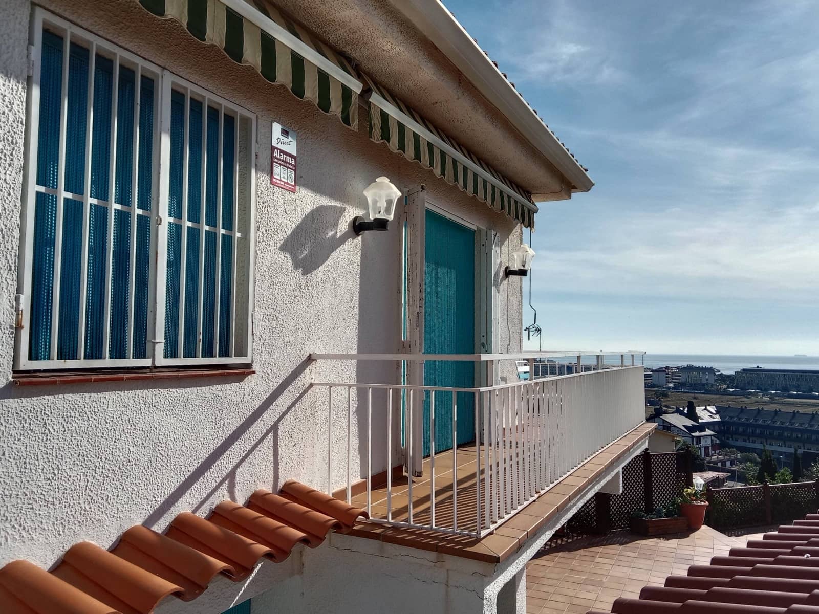 4 chambre Villa/Maison à vendre à Santa Susanna avec piscine garage - 580 000 € (Ref: 9956057)