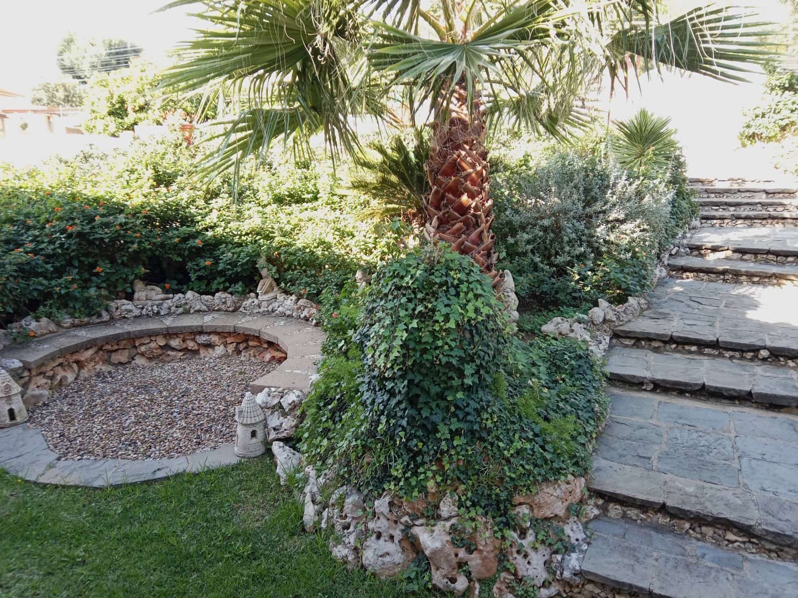 4 chambre Villa/Maison à vendre à Santa Susanna avec piscine garage - 580 000 € (Ref: 9956057)