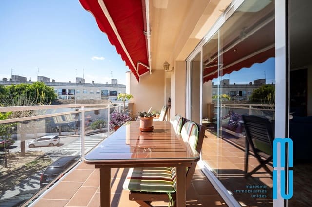 5 soverom Hus til salgs i Pineda de Mar - € 595 000 (Ref: 9956059)