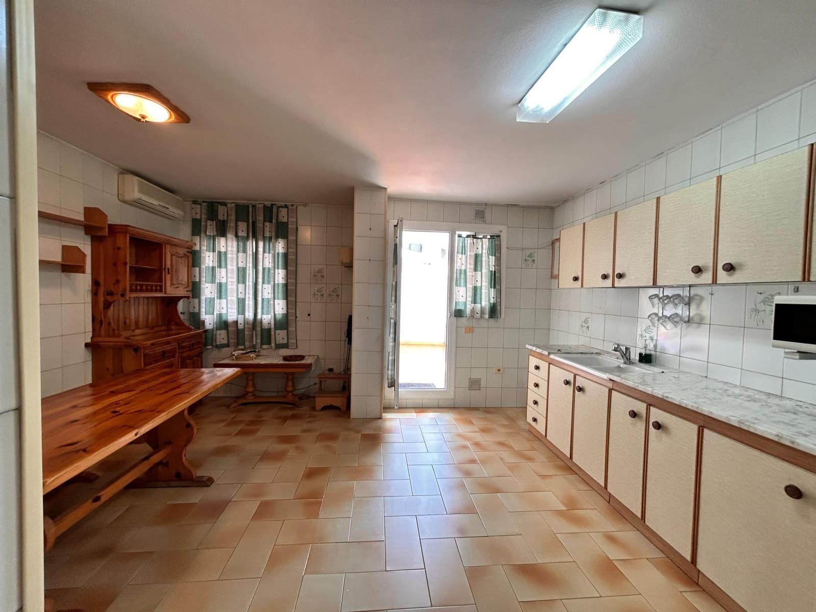 3 bedroom Flat for sale in Mataro - € 329,000 (Ref: 9959921)