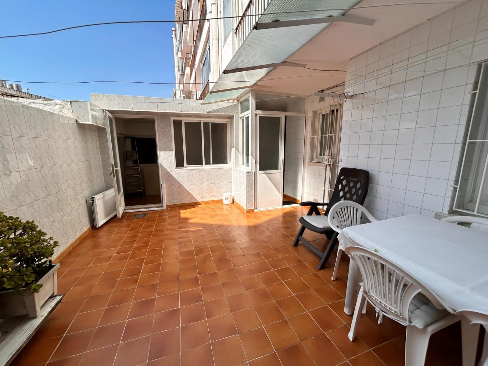 3 bedroom Flat for sale in Mataro - € 329,000 (Ref: 9959921)