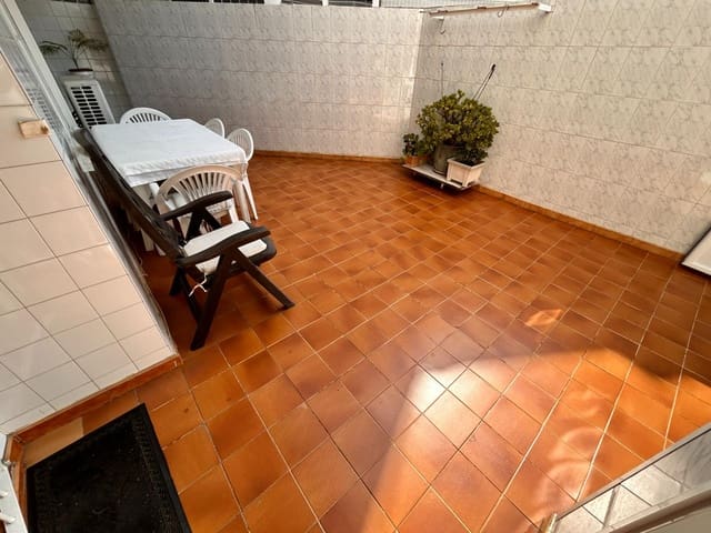 Piso de 3 habitaciones en Mataró en venta - 329.000 € (Ref: 9959921)