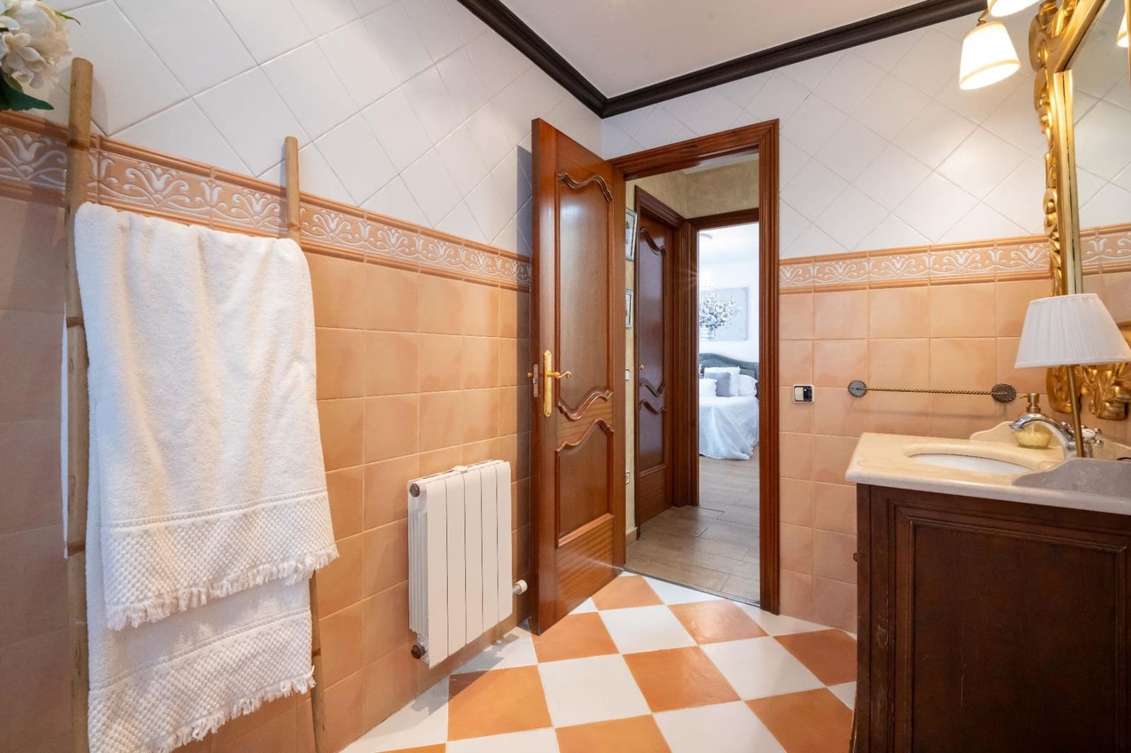 5 sypialnia Willa na sprzedaż w Lloret de Mar z basenem garażem - 1 990 000 € (Ref: 9970750)