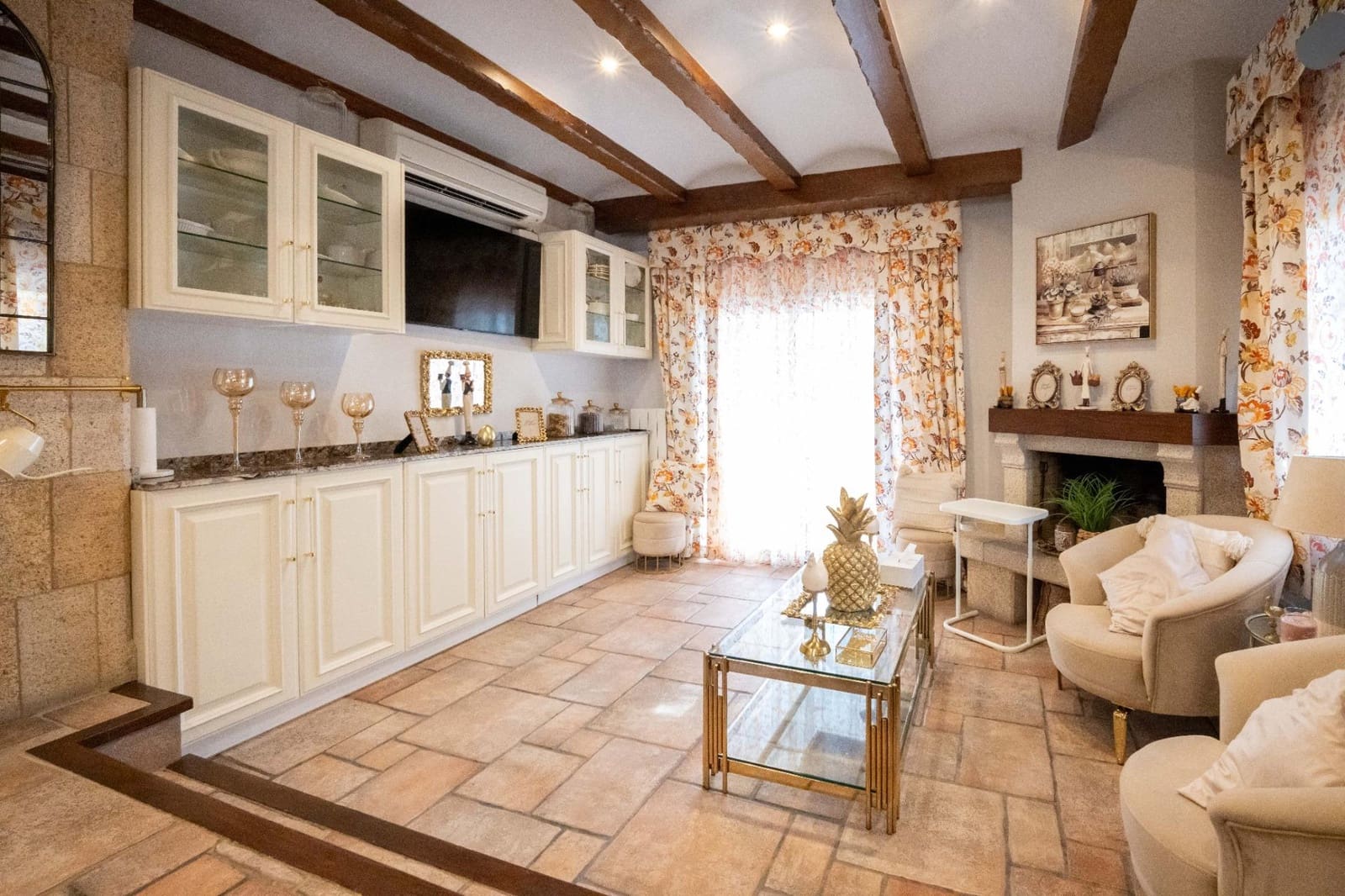 5 sypialnia Willa na sprzedaż w Lloret de Mar z basenem garażem - 1 990 000 € (Ref: 9970750)