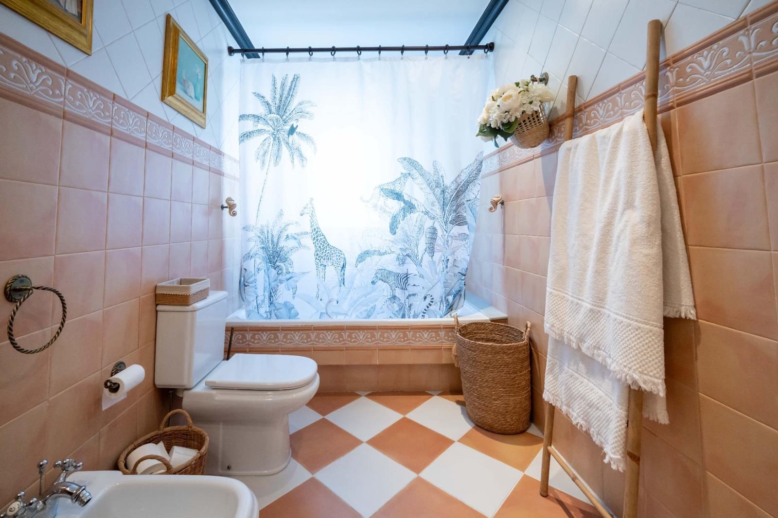 5 sypialnia Willa na sprzedaż w Lloret de Mar z basenem garażem - 1 990 000 € (Ref: 9970750)