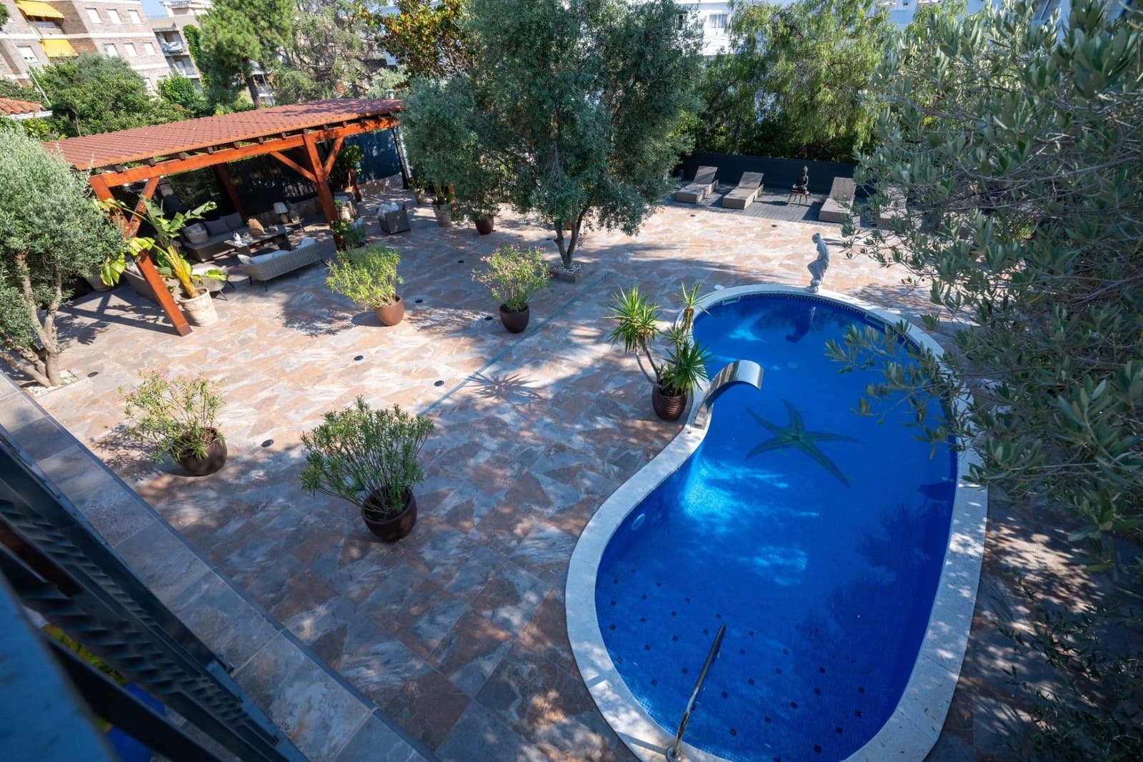 5 sypialnia Willa na sprzedaż w Lloret de Mar z basenem garażem - 1 990 000 € (Ref: 9970750)