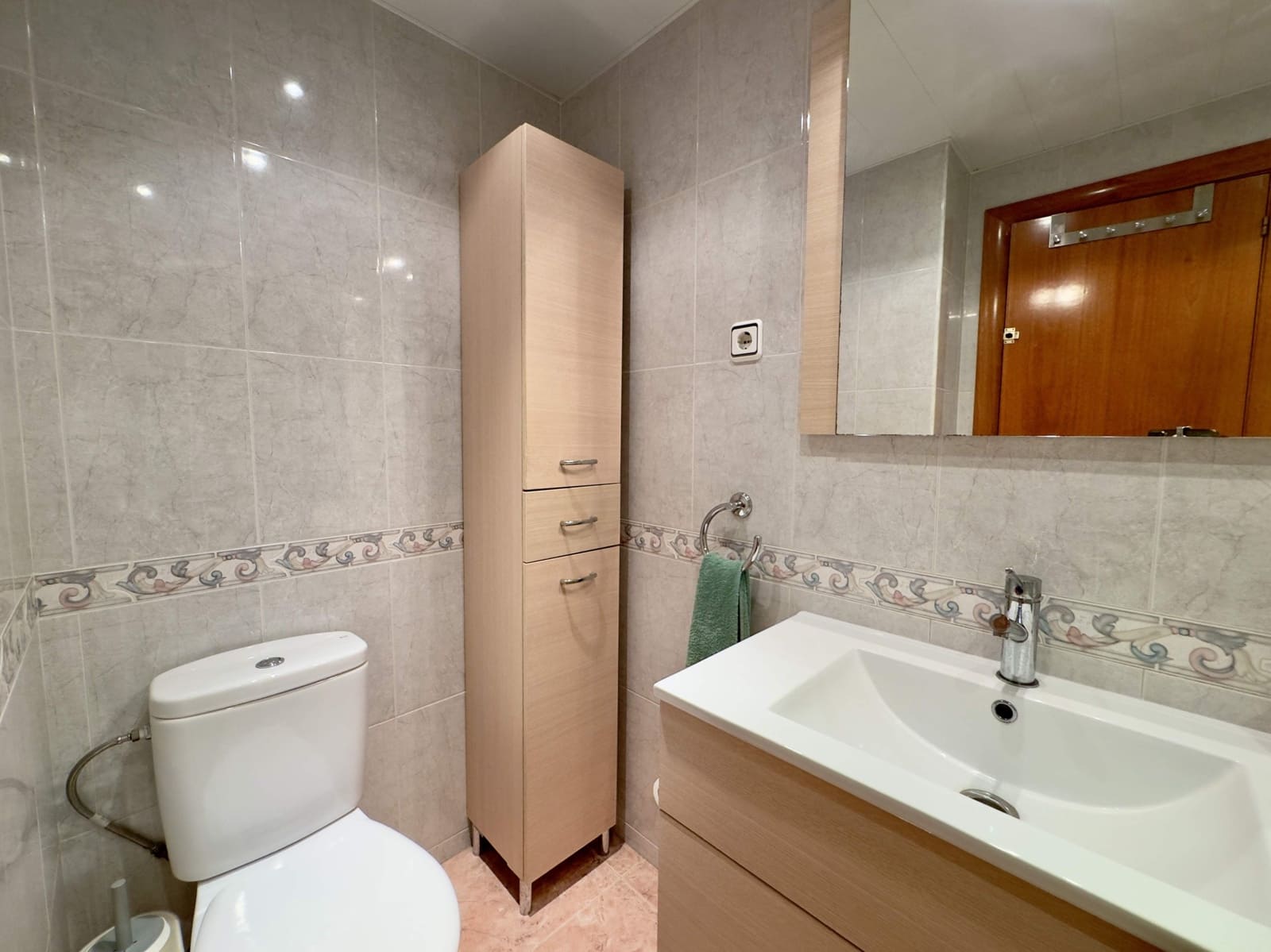 2 bedroom Flat for sale in Malgrat de Mar with pool - € 199,900 (Ref: 9985083)