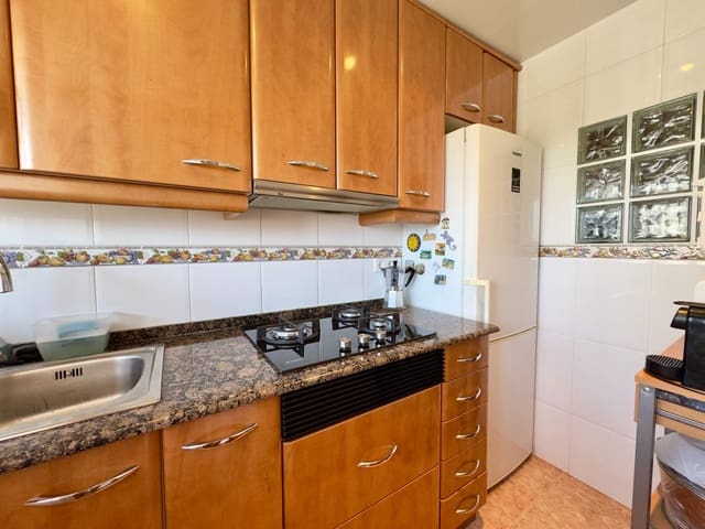 2 sovrum Lägenhet till salu i Malgrat de Mar med pool - 199 900 € (Ref: 9985083)