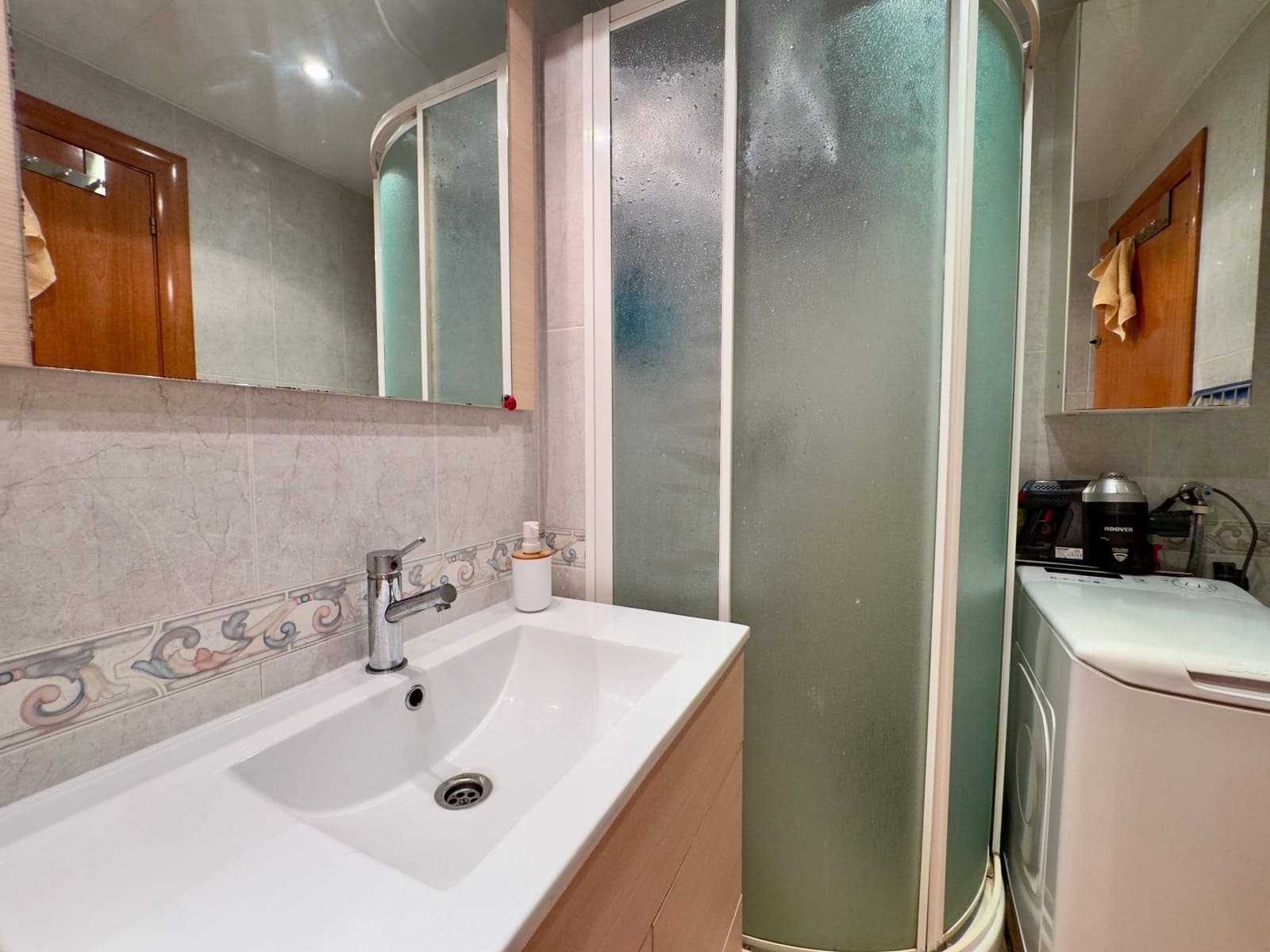 2 bedroom Flat for sale in Malgrat de Mar with pool - € 199,900 (Ref: 9985083)