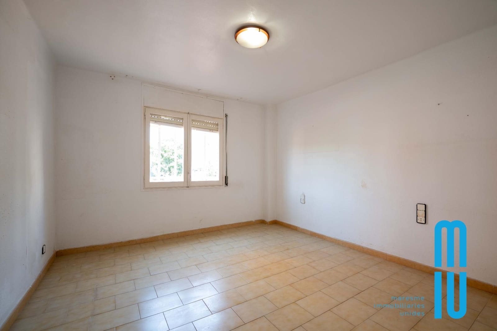 3 sovrum Lägenhet till salu i Mataro - 220 000 € (Ref: 9985084)