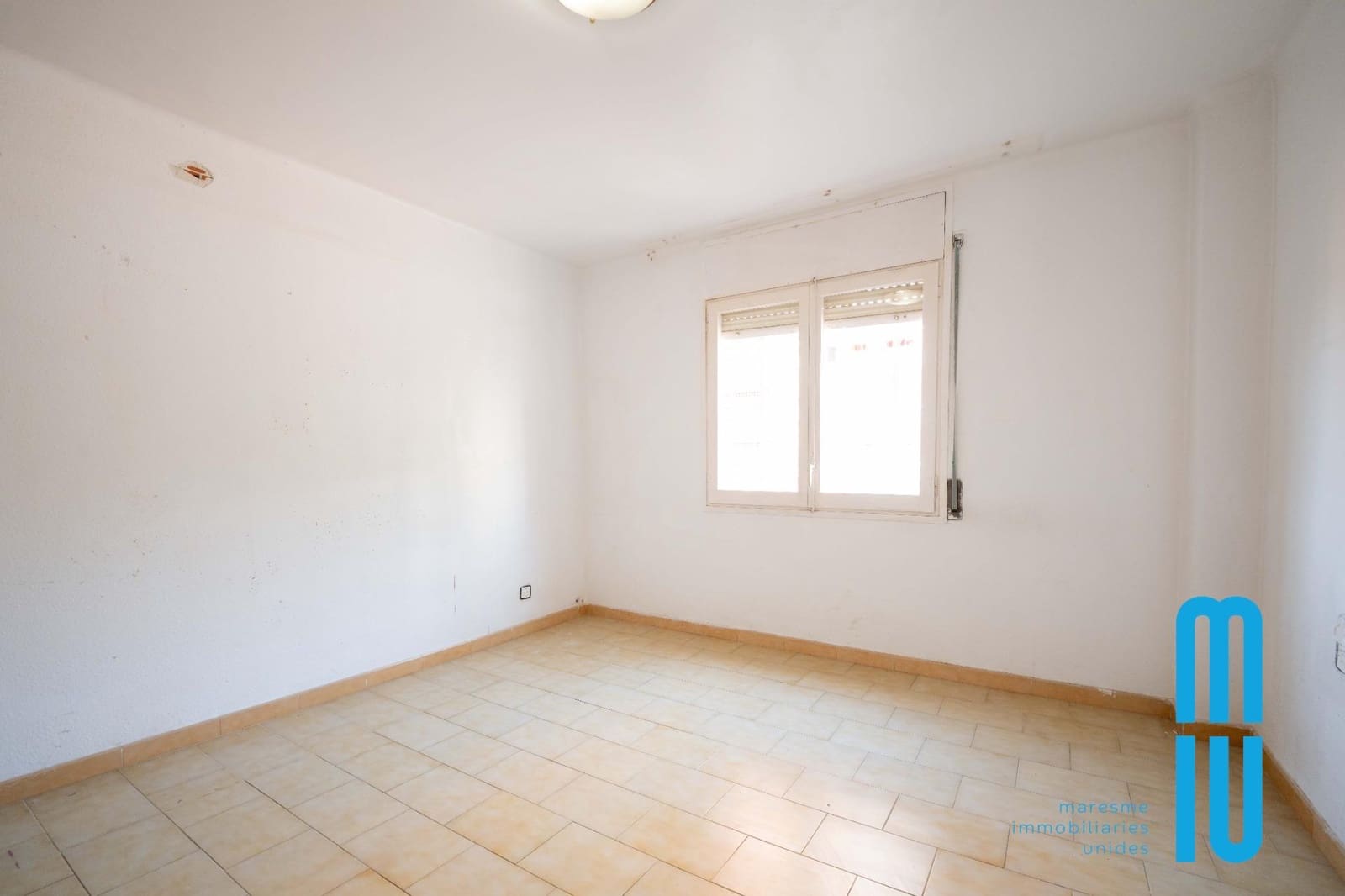 3 sovrum Lägenhet till salu i Mataro - 220 000 € (Ref: 9985084)