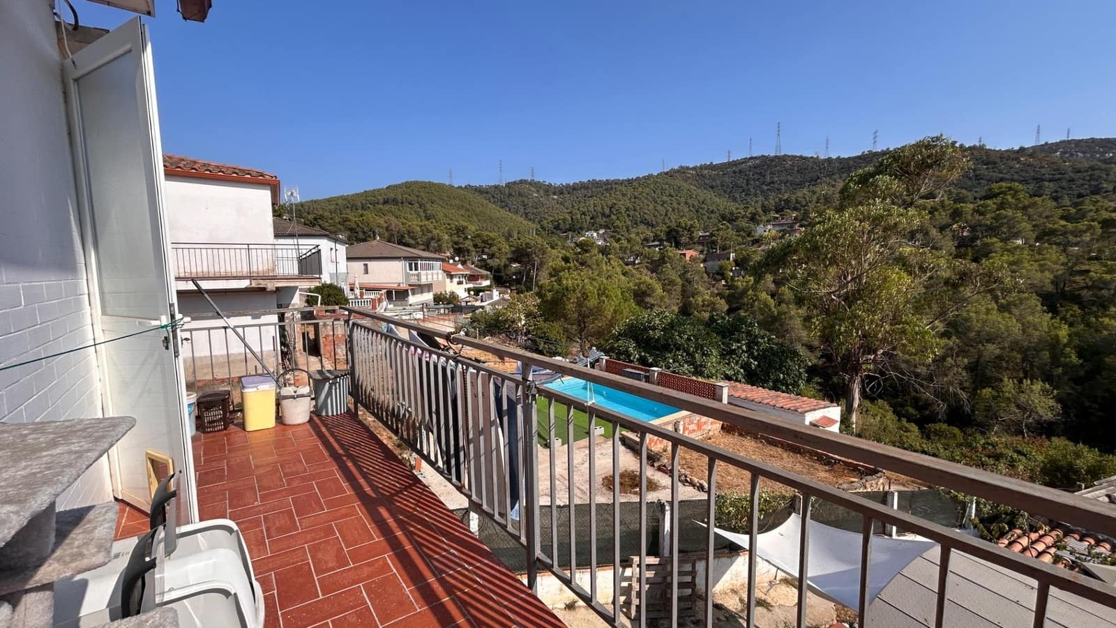5 slaapkamer Villa te koop in Olesa de Bonesvalls met zwembad - € 400.000 (Ref: 9990816)