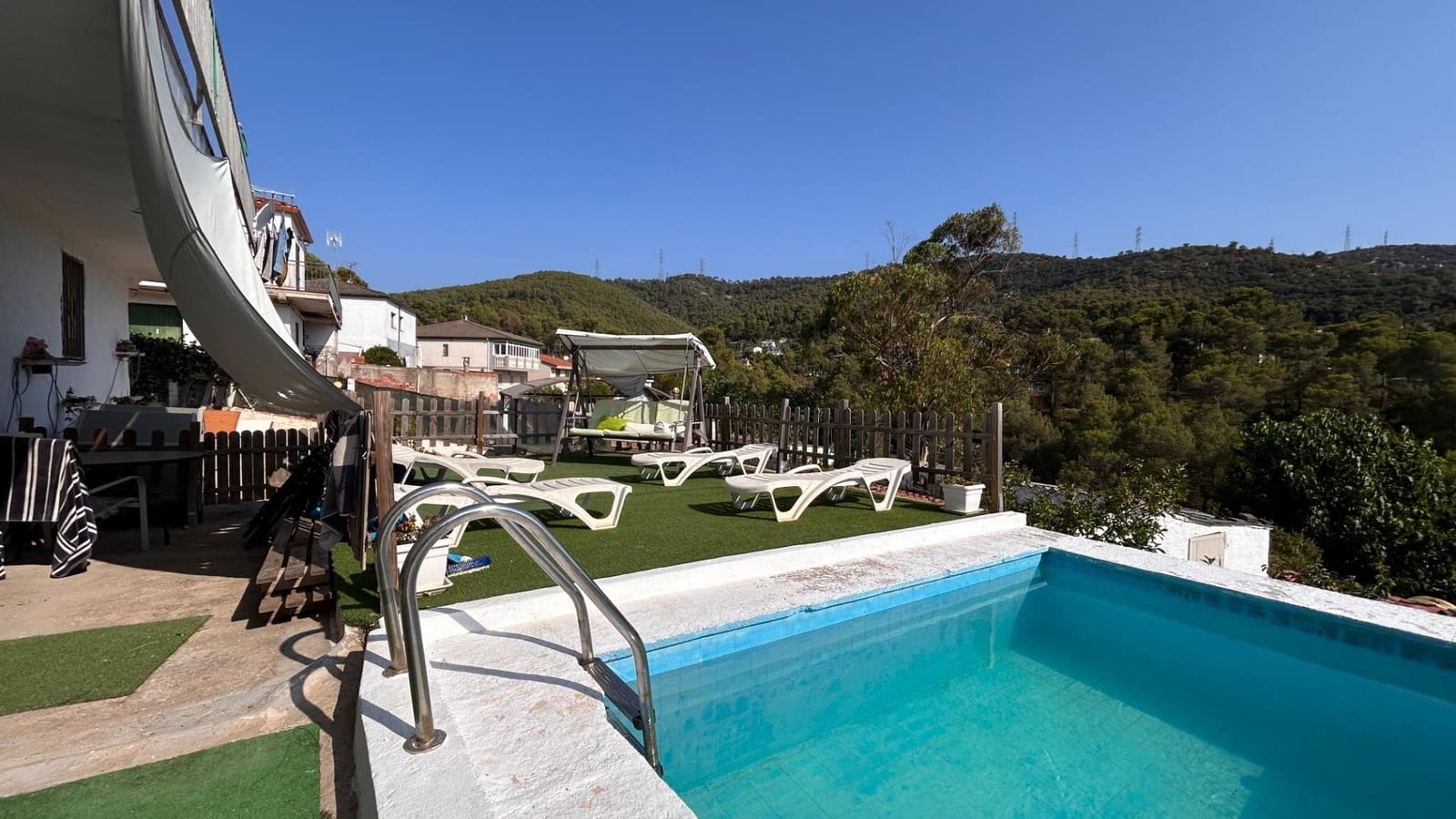 5 slaapkamer Villa te koop in Olesa de Bonesvalls met zwembad - € 400.000 (Ref: 9990816)