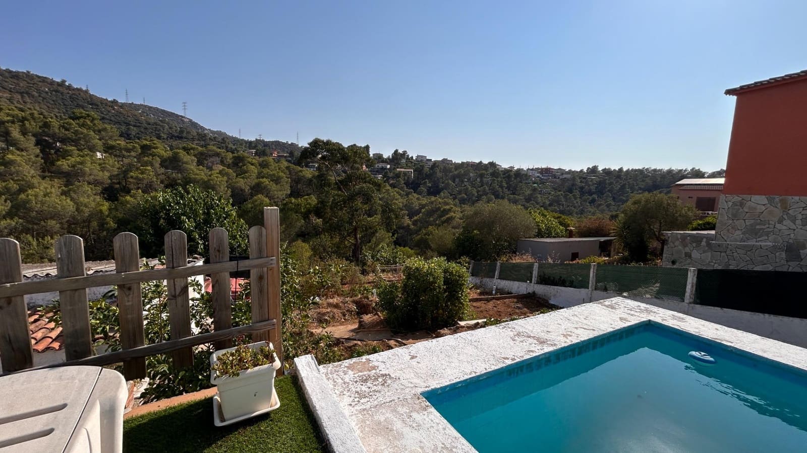 5 slaapkamer Villa te koop in Olesa de Bonesvalls met zwembad - € 400.000 (Ref: 9990816)