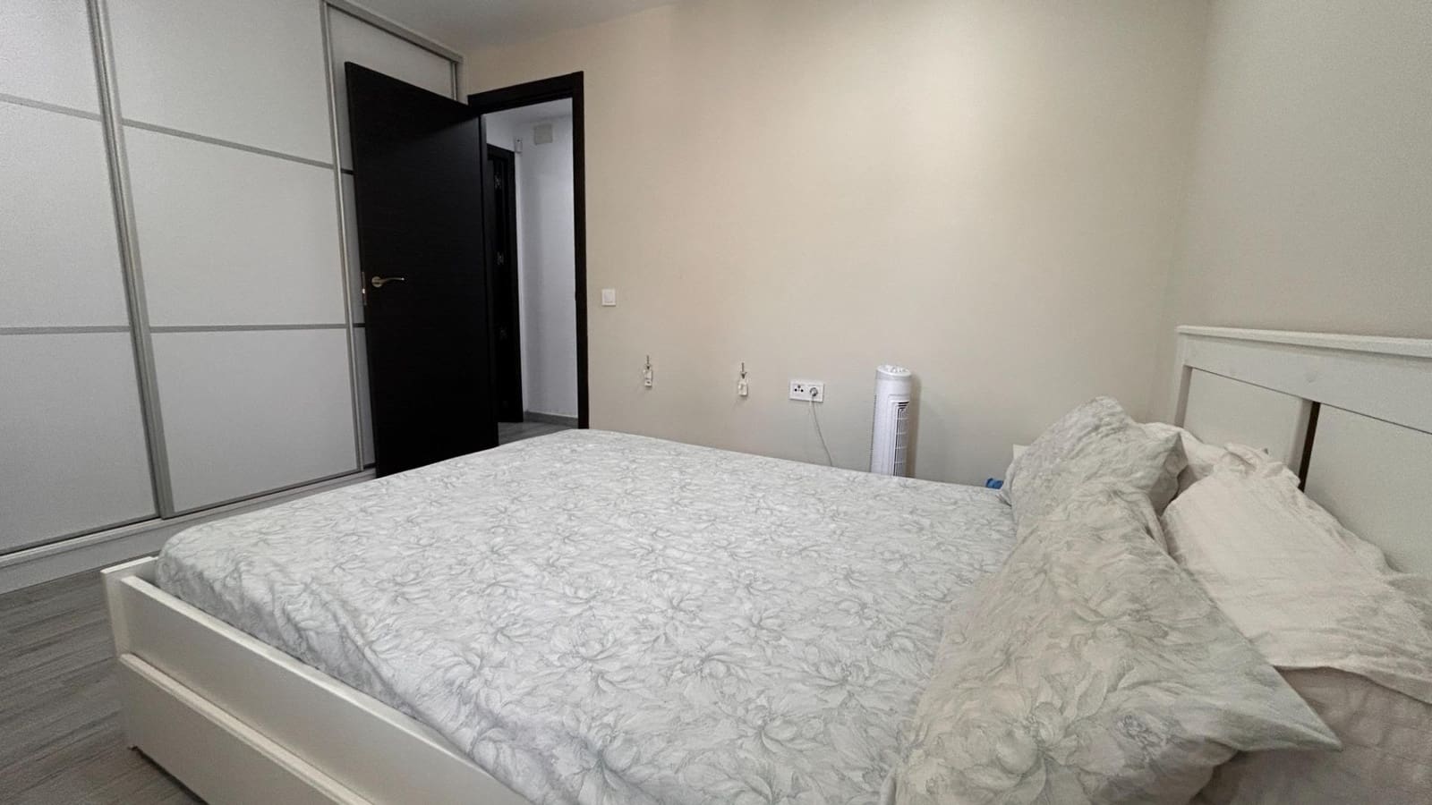 5 slaapkamer Villa te koop in Olesa de Bonesvalls met zwembad - € 400.000 (Ref: 9990816)