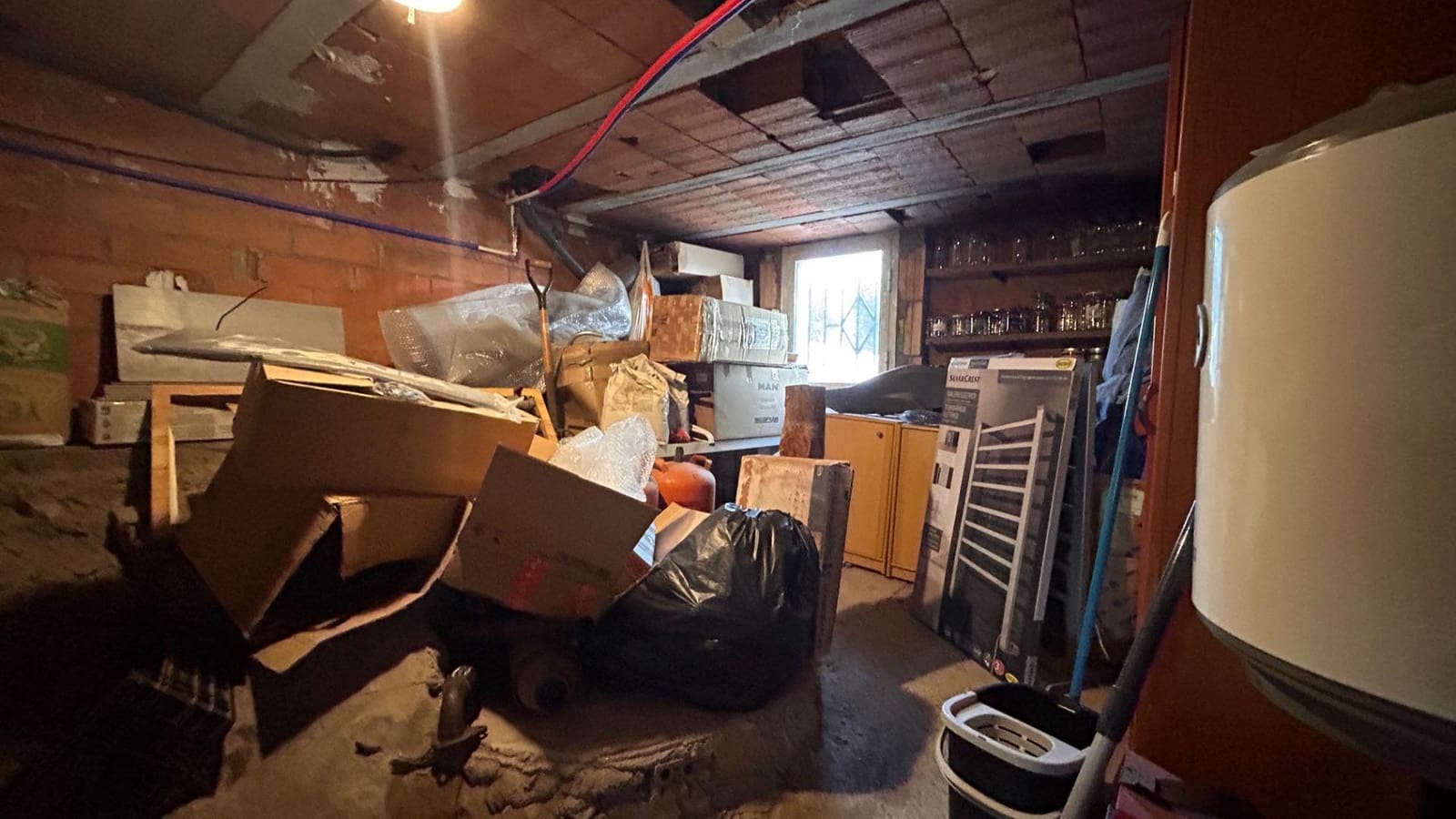 5 slaapkamer Villa te koop in Olesa de Bonesvalls met zwembad - € 400.000 (Ref: 9990816)