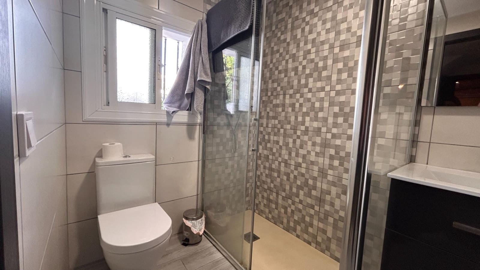 5 slaapkamer Villa te koop in Olesa de Bonesvalls met zwembad - € 400.000 (Ref: 9990816)