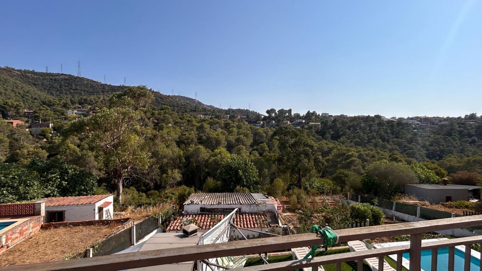 5 slaapkamer Villa te koop in Olesa de Bonesvalls met zwembad - € 400.000 (Ref: 9990816)