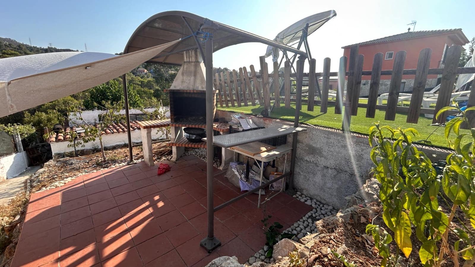 5 slaapkamer Villa te koop in Olesa de Bonesvalls met zwembad - € 400.000 (Ref: 9990816)