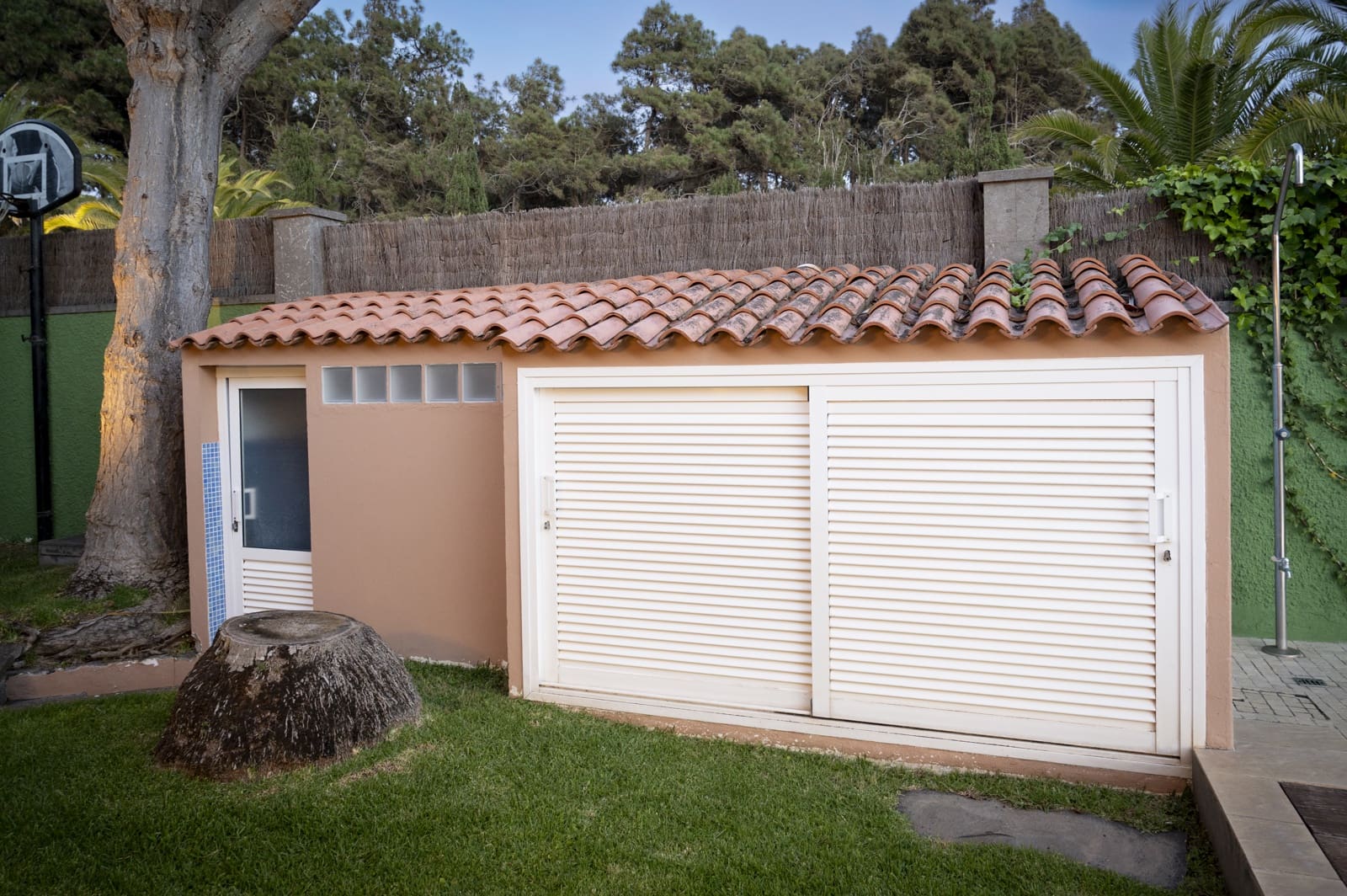 4 sypialnia Dom na sprzedaż w Santa Brigida z basenem garażem - 1 800 000 € (Ref: 9256157)