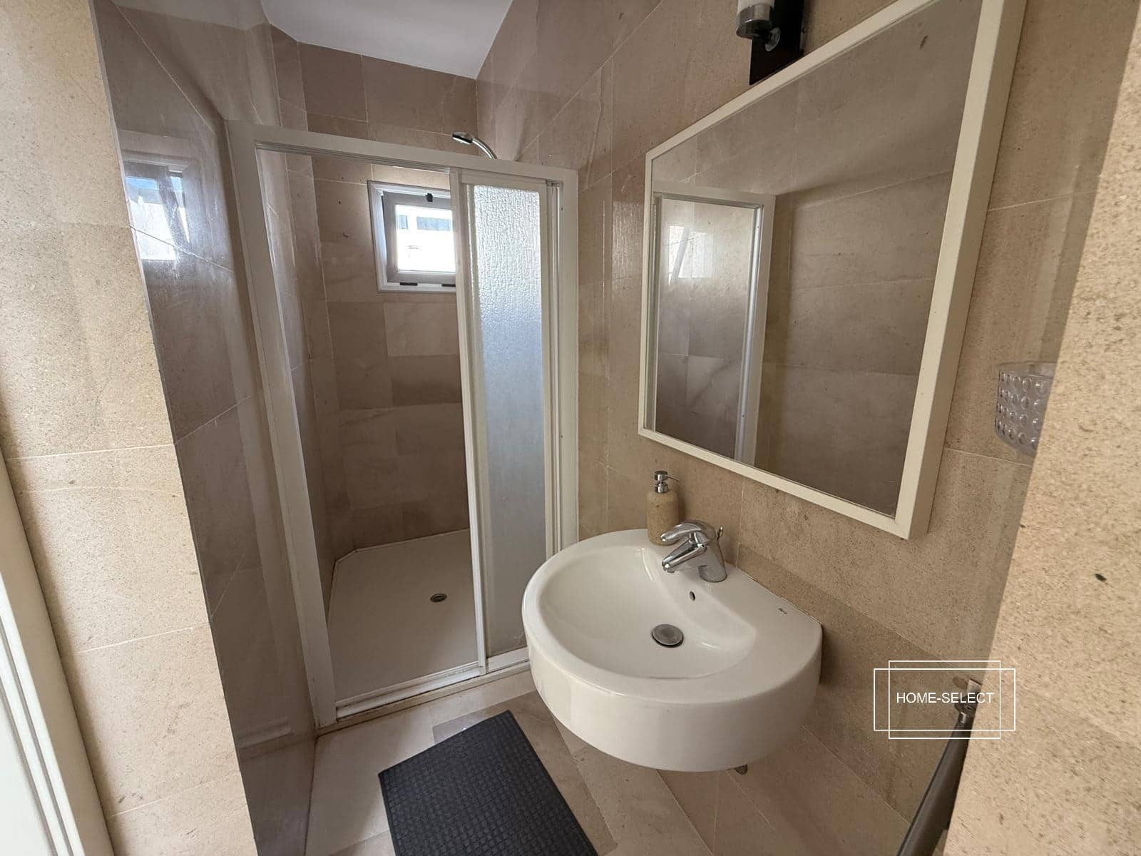 2 soveværelse Penthouse til leje i Las Palmas de Gran Canaria - € 1.700 (Ref: 9263163)