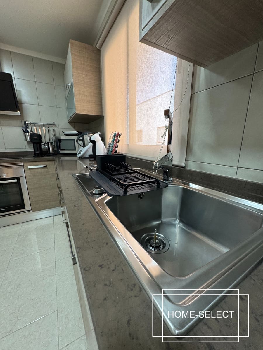 3 bedroom Flat for sale in Las Palmas de Gran Canaria with garage - € 355,000 (Ref: 9448525)