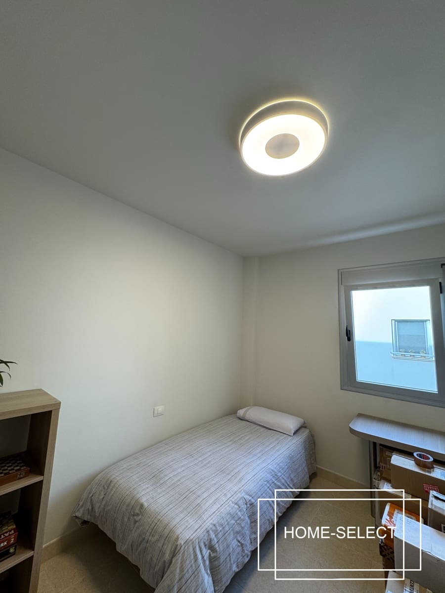 3 bedroom Flat for sale in Las Palmas de Gran Canaria with garage - € 355,000 (Ref: 9448525)