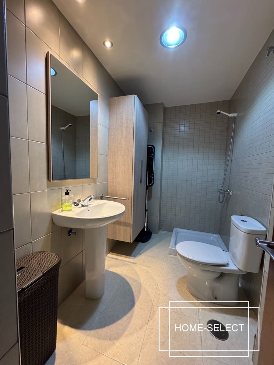 3 bedroom Flat for sale in Las Palmas de Gran Canaria with garage - € 355,000 (Ref: 9448525)