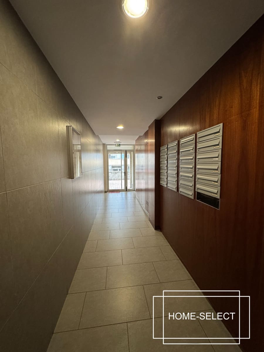 3 bedroom Flat for sale in Las Palmas de Gran Canaria with garage - € 355,000 (Ref: 9448525)