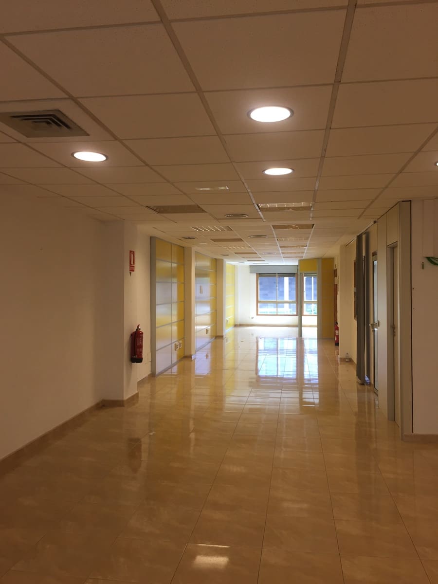 1 camera da letto Ufficio da affittare in Las Palmas de Gran Canaria - 1.750 € (Rif: 9985753)