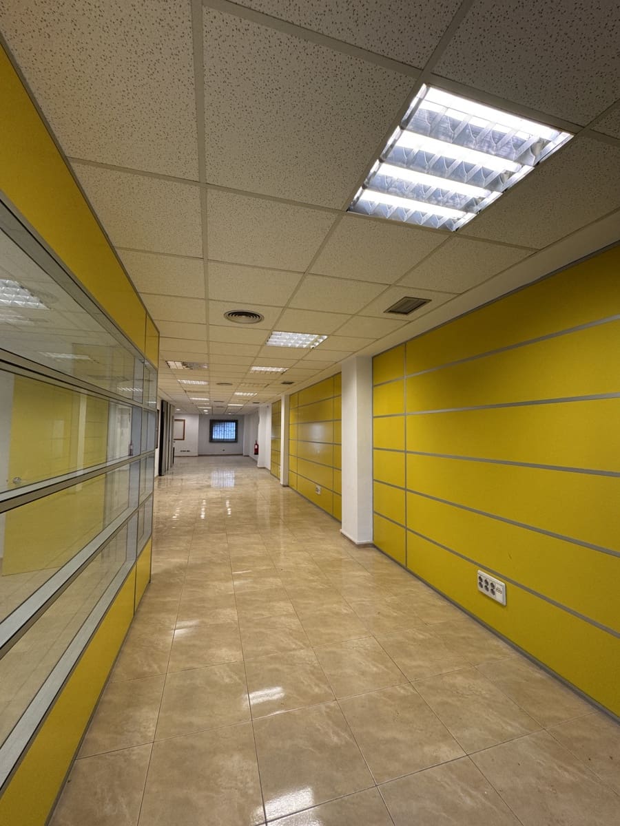 1 camera da letto Ufficio da affittare in Las Palmas de Gran Canaria - 1.750 € (Rif: 9985753)