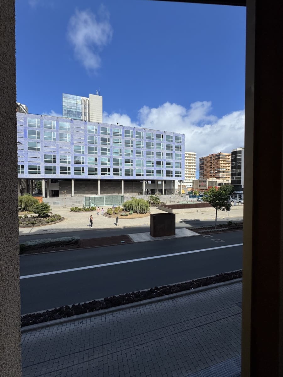 1 camera da letto Ufficio da affittare in Las Palmas de Gran Canaria - 1.750 € (Rif: 9985753)
