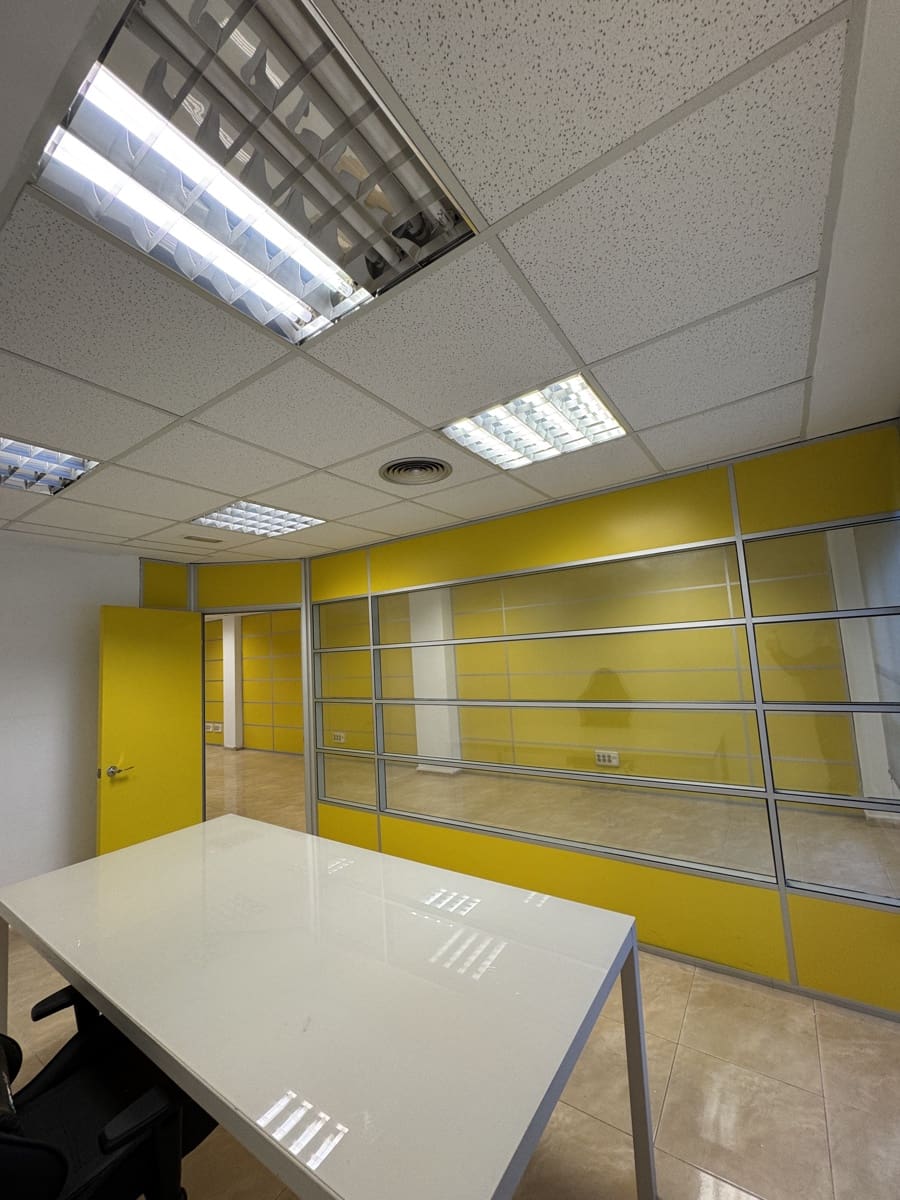 1 camera da letto Ufficio da affittare in Las Palmas de Gran Canaria - 1.750 € (Rif: 9985753)