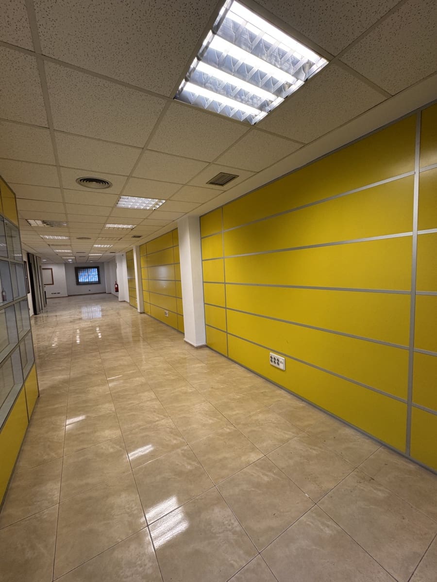 1 camera da letto Ufficio da affittare in Las Palmas de Gran Canaria - 1.750 € (Rif: 9985753)
