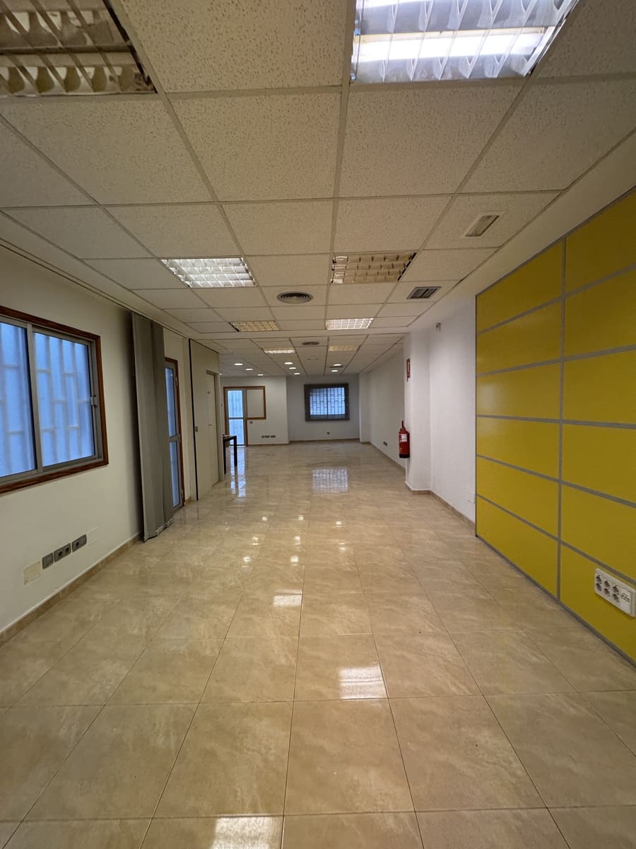 1 camera da letto Ufficio da affittare in Las Palmas de Gran Canaria - 1.750 € (Rif: 9985753)