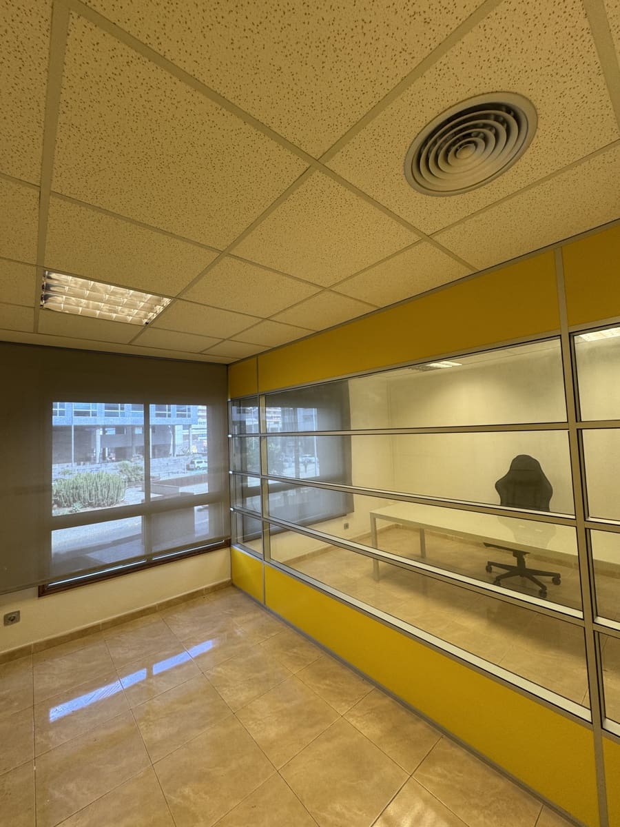 1 camera da letto Ufficio da affittare in Las Palmas de Gran Canaria - 1.750 € (Rif: 9985753)