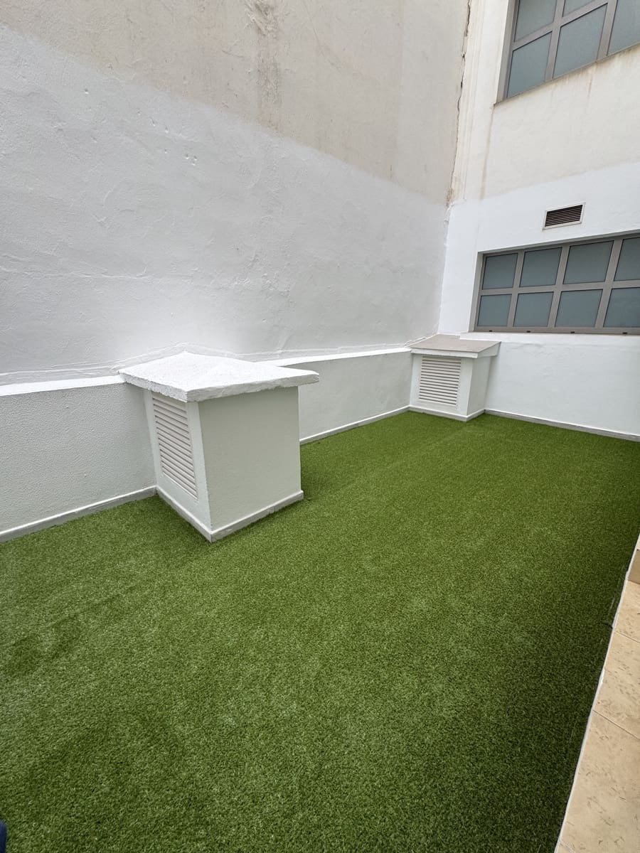 1 camera da letto Ufficio da affittare in Las Palmas de Gran Canaria - 1.750 € (Rif: 9985753)