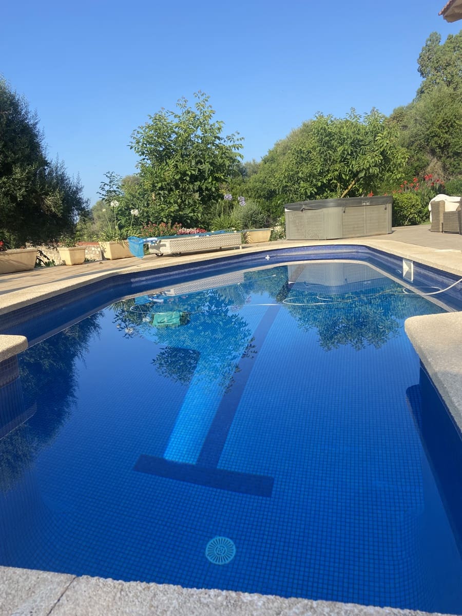 4 soveværelse Finca/Landehus til salg i L'Aranjassa / S'Aranjassa med swimmingpool garage - € 2.495.000 (Ref: 9258088)