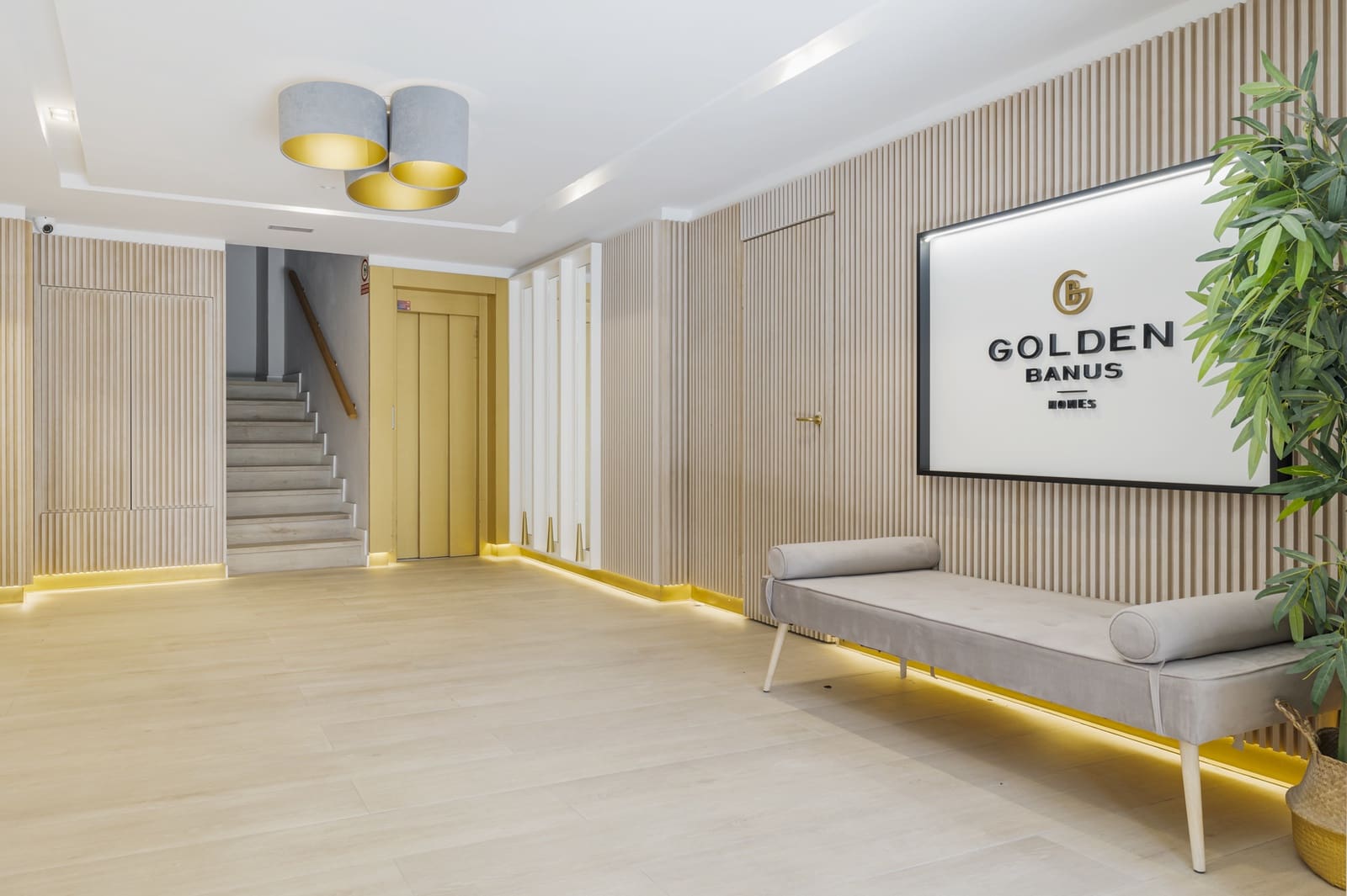 1 soverom Leilighet til salgs i Nueva Andalucia med svømmebasseng - € 379 000 (Ref: 9258109)