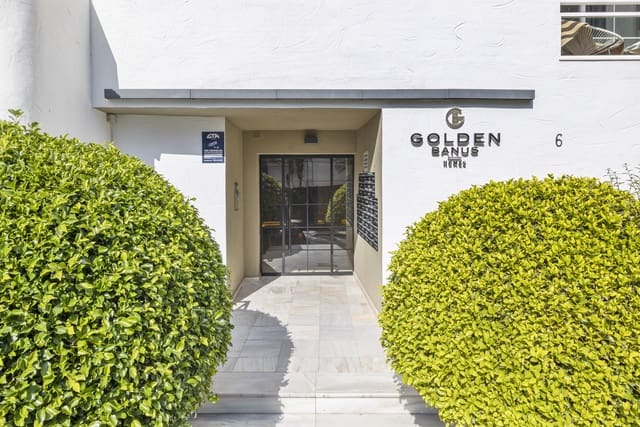 1 sypialnia Apartament na sprzedaż w Nueva Andalucía Centro, Marbella z basenem - 379 000 € (Ref: 9258109)