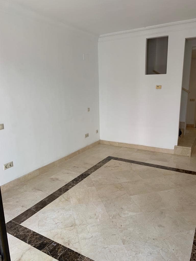 2 soveværelse Rækkehus til salg i Roda med swimmingpool garage - € 205.000 (Ref: 9322101)