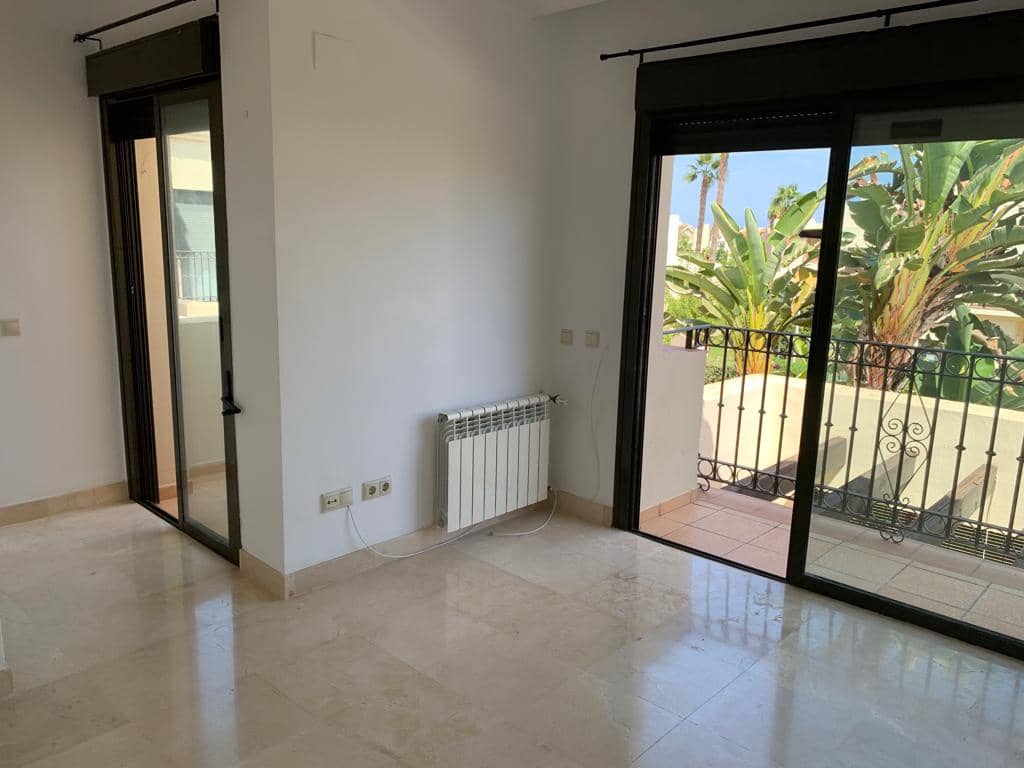 2 soveværelse Rækkehus til salg i Roda med swimmingpool garage - € 205.000 (Ref: 9322101)