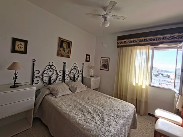 2 bedroom Apartment for rent in Rota with garage - € 750 (Ref: 10079978)