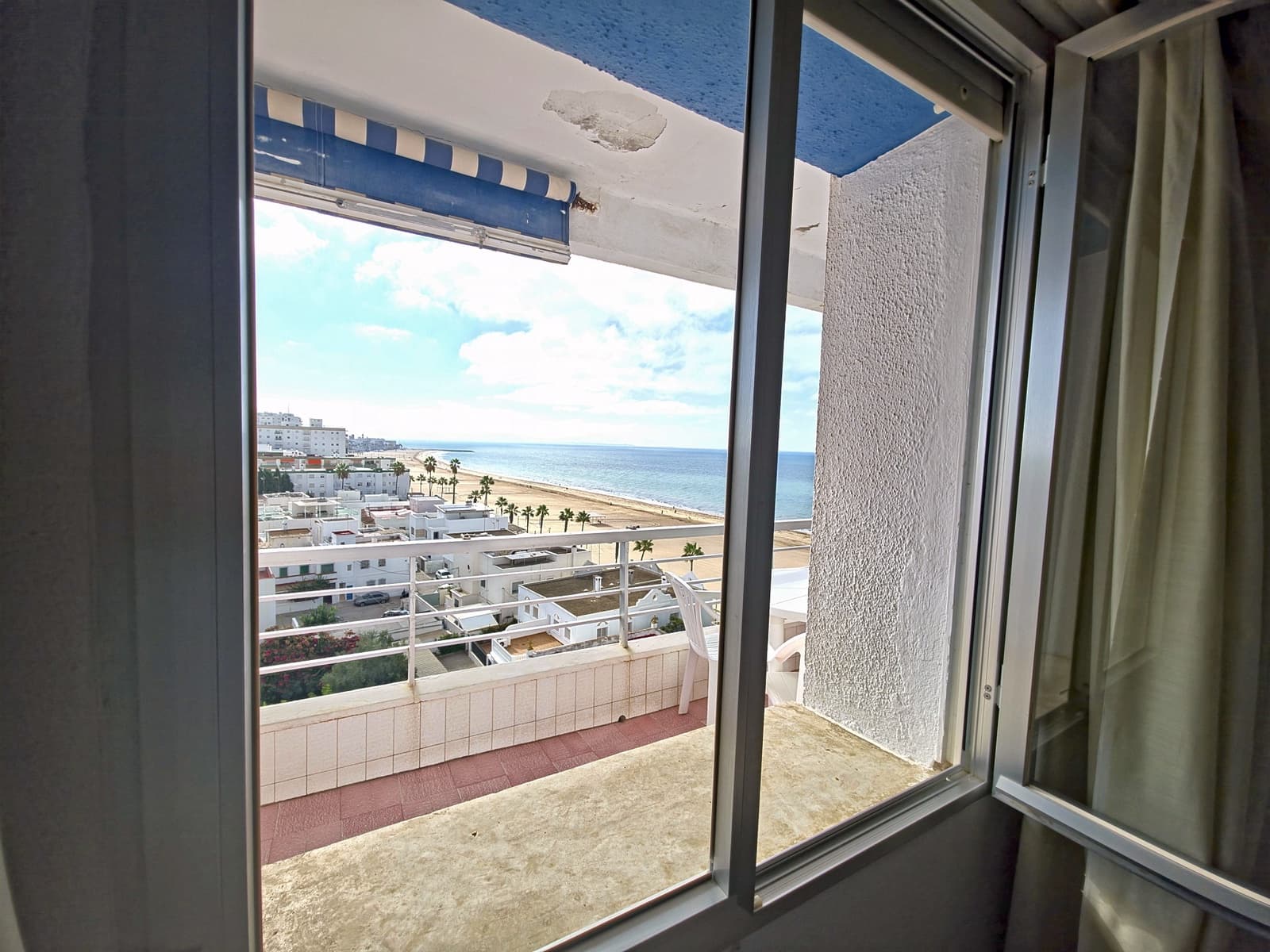 2 bedroom Apartment for rent in Rota with garage - € 750 (Ref: 10079978)