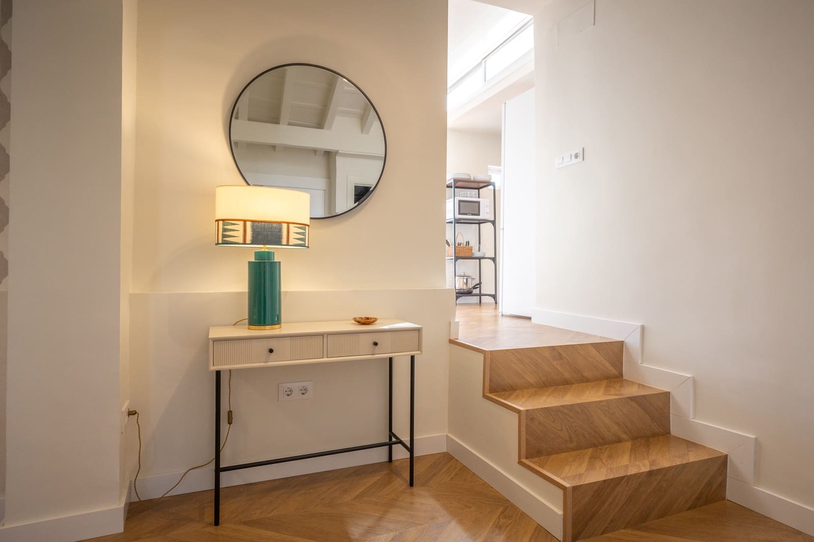 1 soveværelse Lejlighed til leje i Sevilla by - € 1.590 (Ref: 10100602)