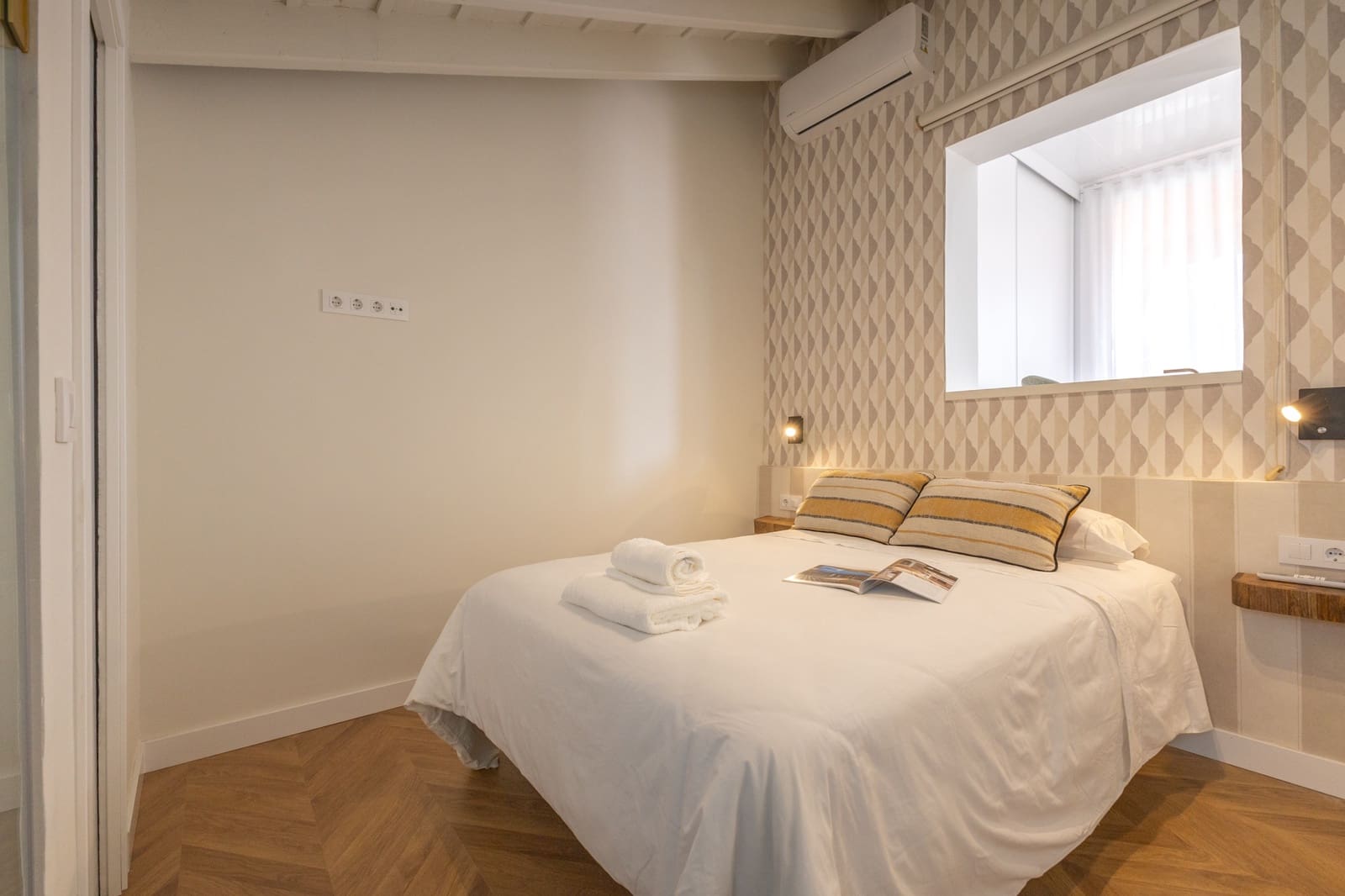 1 soveværelse Lejlighed til leje i Sevilla by - € 1.590 (Ref: 10100602)