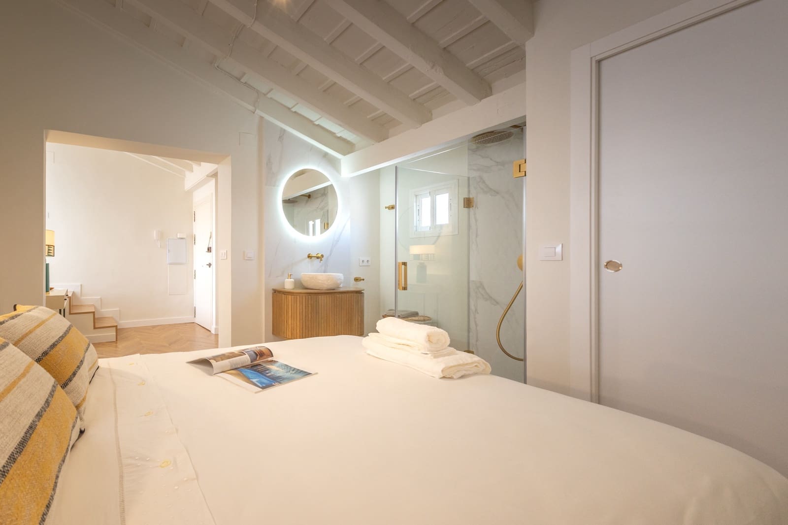 1 soveværelse Lejlighed til leje i Sevilla by - € 1.590 (Ref: 10100602)