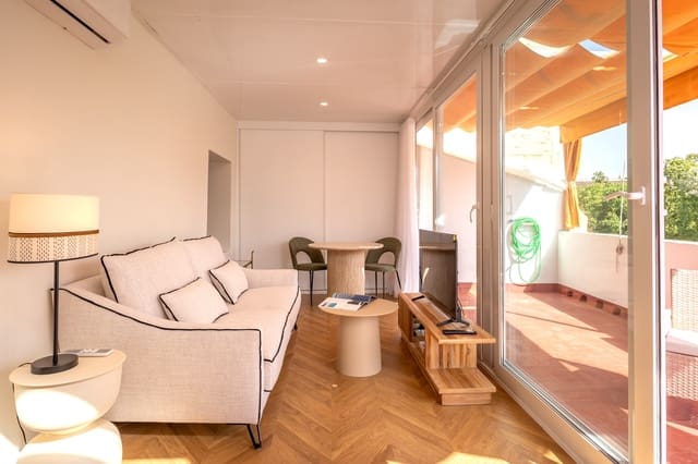 1 soveværelse Lejlighed til leje i Santa Cruz, Sevilla by - € 1.590 (Ref: 10100602)